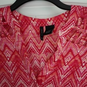 Ladies New Directions medium size top.  In like new condition.